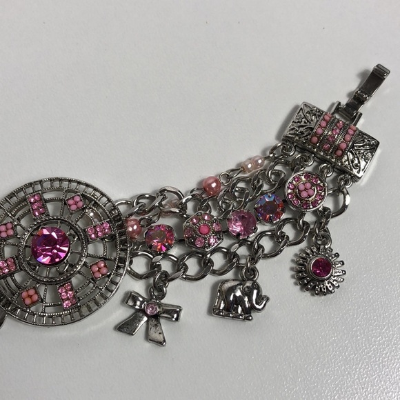 Bracelet with pink rhinestones - Picture 2 of 7